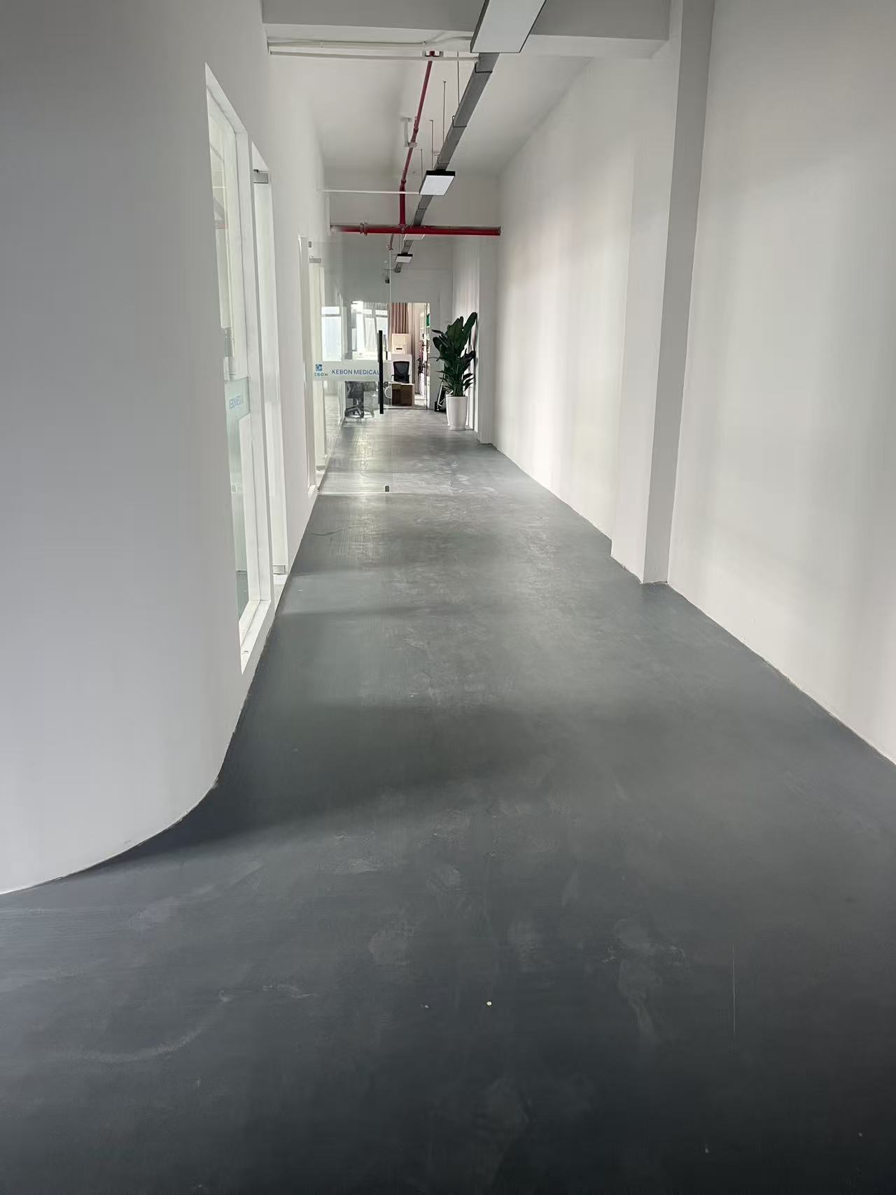 Pembesaran Gudang kepada 5,000m² Meningkatkan Bekalan Kit Pertolongan Cemas Yiwu Kebon